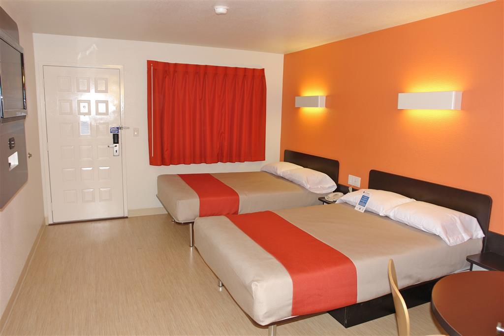 Motel 6 Еърдри Стая снимка